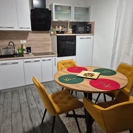 Apartman Na Jezeru 萨格勒布 外观 照片