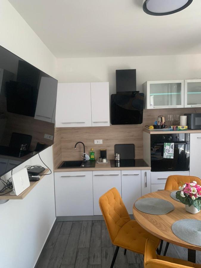 Apartman Na Jezeru 萨格勒布 外观 照片