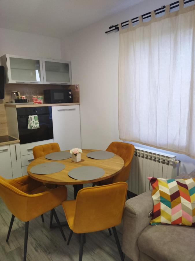 Apartman Na Jezeru 萨格勒布 外观 照片