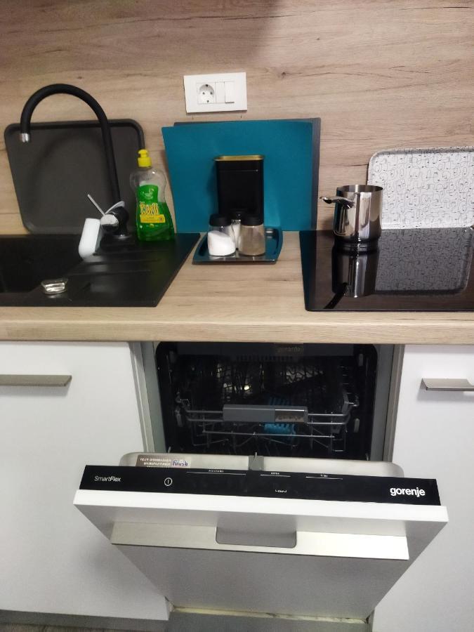 Apartman Na Jezeru 萨格勒布 外观 照片
