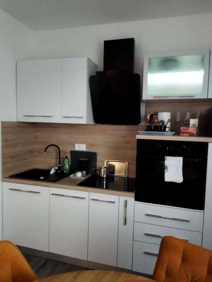 Apartman Na Jezeru 萨格勒布 外观 照片