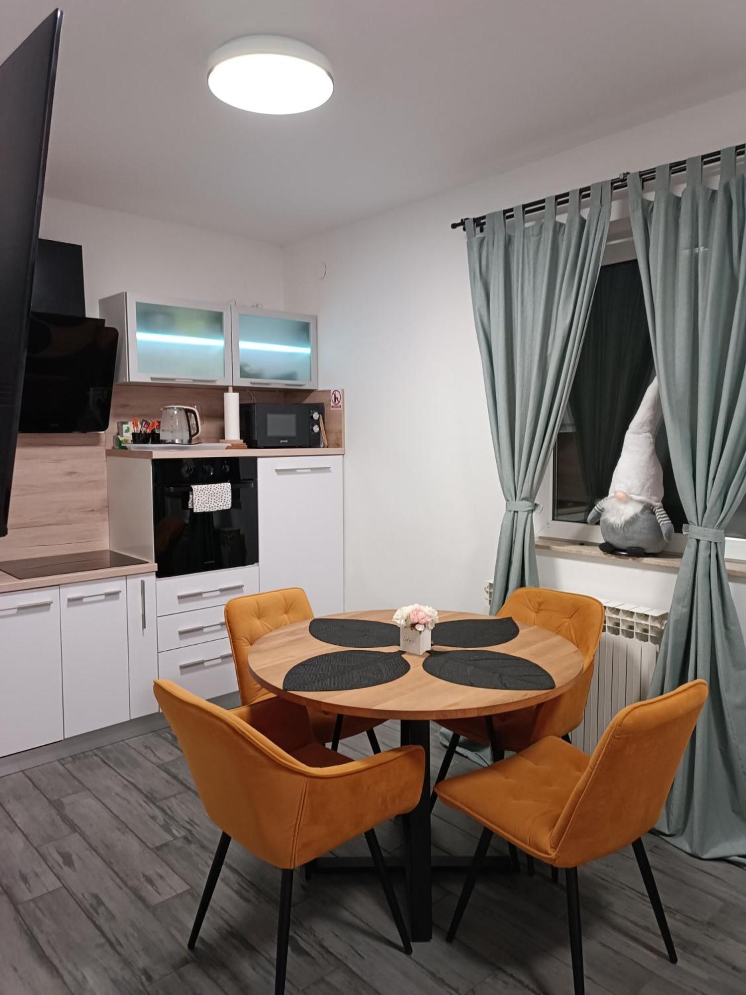 Apartman Na Jezeru 萨格勒布 外观 照片